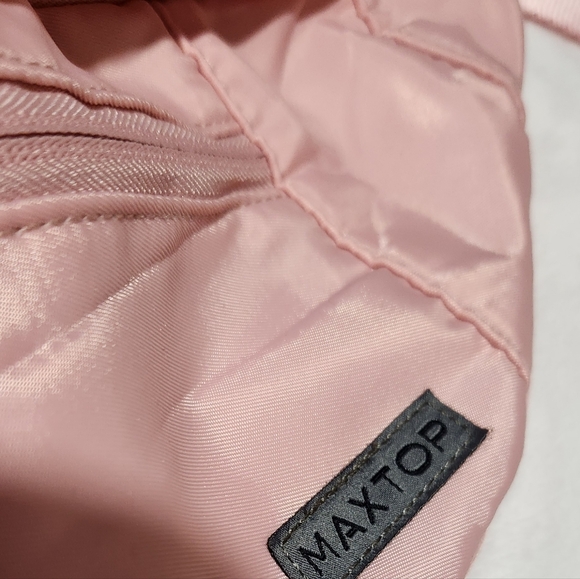 NWOT Large Pink Crossbody Fanny Pack with 4-Zipper Pockets - Picture 2 of 5